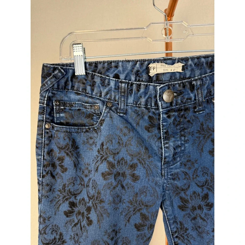 Free People Womens‎ Size 27 Floral Damask Print Jeans Denim Blue Black